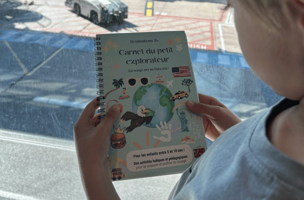 Carnet d'activités pour enfant voyageur