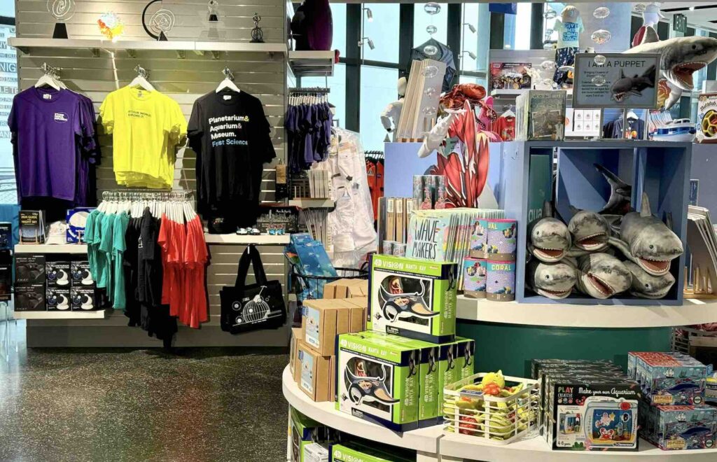 la boutique souvenirs du musée des sciences de Miami, le Frost Science