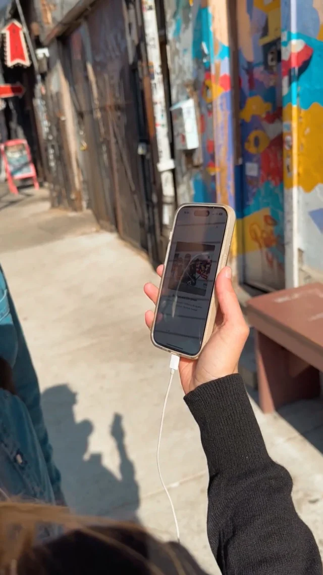 👉 New York… Vous croyez la connaître ? Attendez de l’écouter.

📲 Elya, la nouvelle application indispensable de voyage, vous fait redécouvrir les villes à travers des parcours immersifs, racontés par des guides locaux.

🎧 Écoutez, marchez, découvrez.

💡 En toute liberté. À votre rythme. Là où les autres ne vont pas.

🚀 Lancement imminent.

Suivez @elya.app et préparez-vous à découvrir New York comme vous ne l’avez jamais vue !

#elyaapp #voyage #applicationvoyage #cityexplorer #voyagerautrement #citytrip #etatsunis #voyageUSA