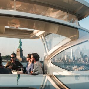 En bateau, visite exclusive