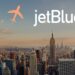 ville de New York avec compagnie aérienne et avion JetBlue